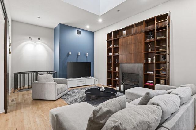 19750 Waterford Place, Excelsior, MN 55331