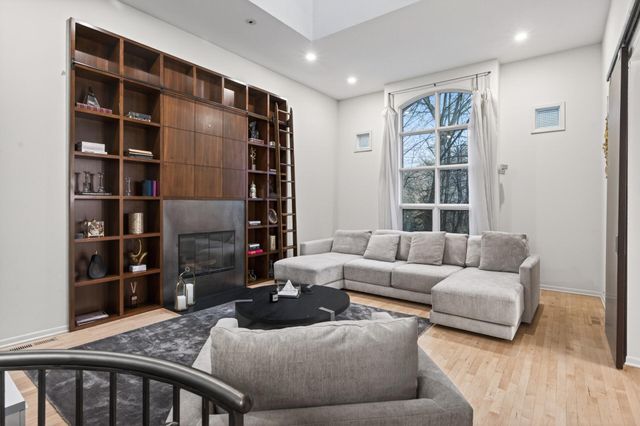 19750 Waterford Place, Excelsior, MN 55331