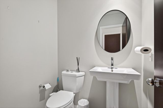 19750 Waterford Place, Excelsior, MN 55331