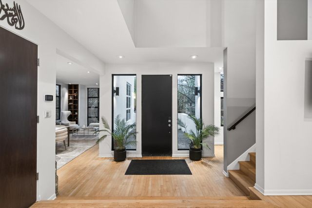 19750 Waterford Place, Excelsior, MN 55331