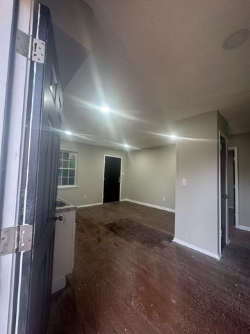 2190 HOWELL AVE, Memphis, TN 38108