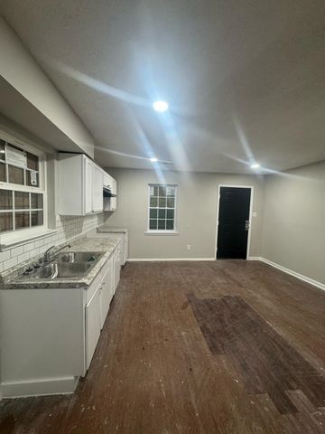 2190 HOWELL AVE, Memphis, TN 38108