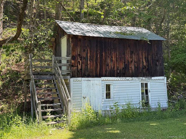441 County Road 94 Hankins, Hankins, NY 12741