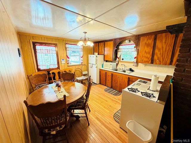 441 County Road 94 Hankins, Hankins, NY 12741
