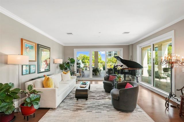 8 PALM TERRACE 201, Clearwater, FL 33756
