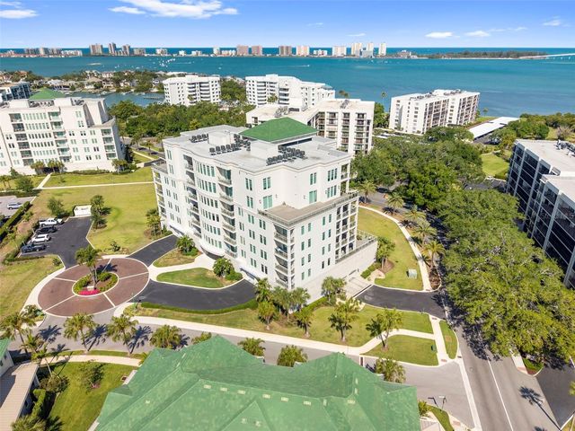8 PALM TERRACE 201, Clearwater, FL 33756