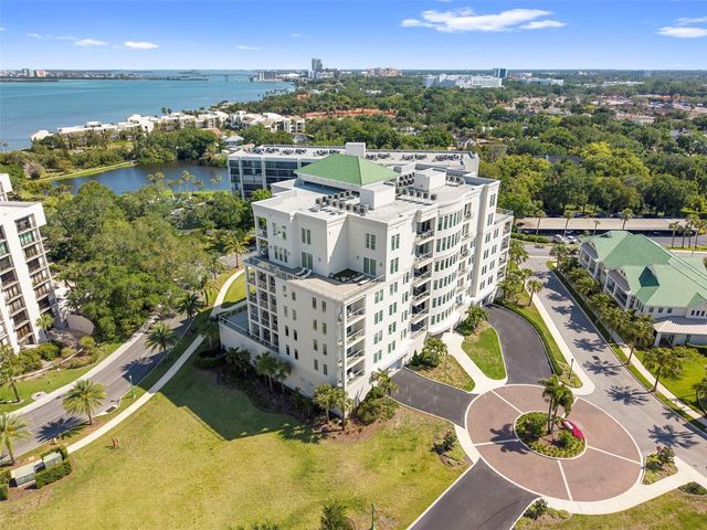 8 PALM TERRACE 201, Clearwater, FL 33756