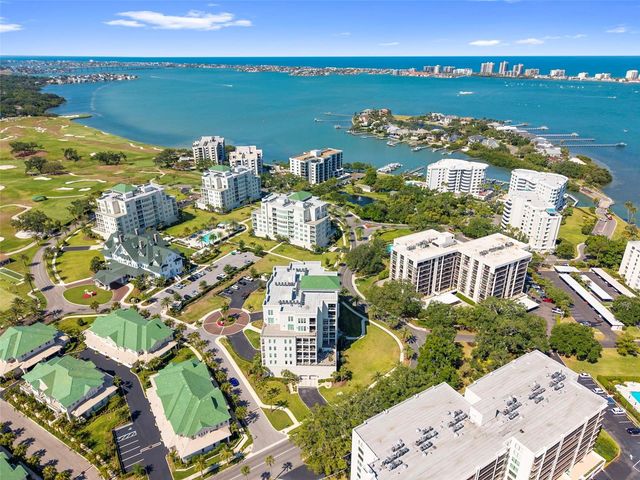 8 PALM TERRACE 201, Clearwater, FL 33756