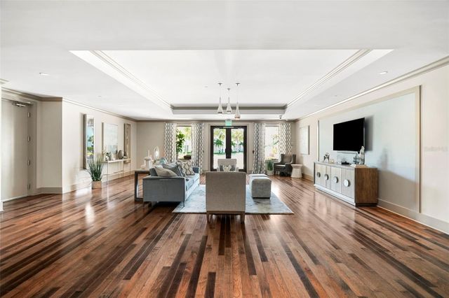 8 PALM TERRACE 201, Clearwater, FL 33756