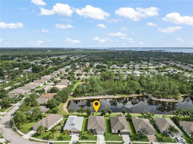 433 Briarcliff Circle, Sebastian, FL 32958