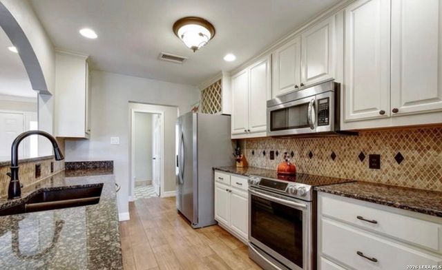3401 CHARLESTON, Cibolo, TX 78108