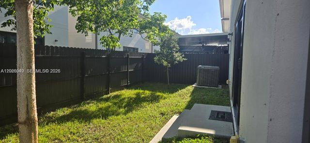 1159 NW 3rd St, Florida City, FL 33034