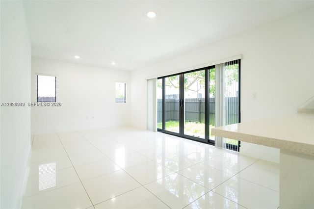 1159 NW 3rd St, Florida City, FL 33034