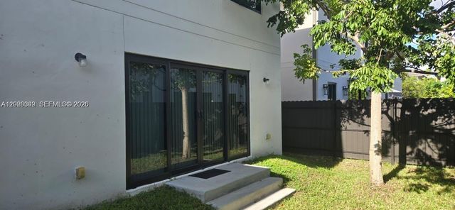 1159 NW 3rd St, Florida City, FL 33034