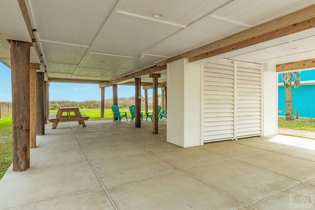 21446 Gulf, Galveston, TX 77554