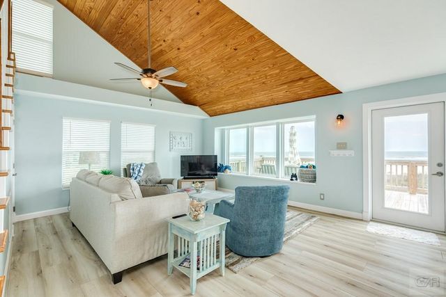 21446 Gulf, Galveston, TX 77554