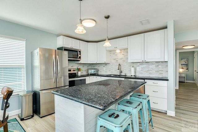 21446 Gulf, Galveston, TX 77554