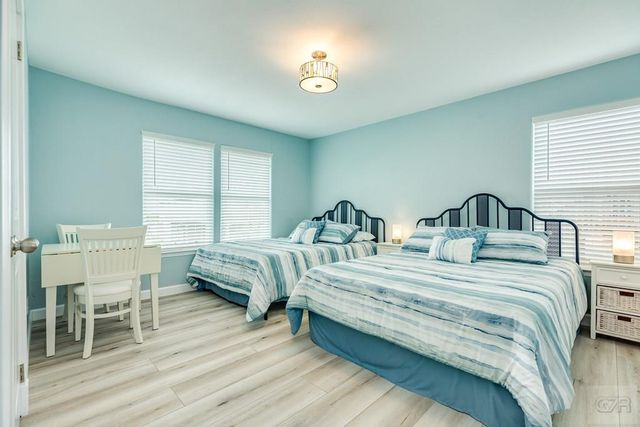 21446 Gulf, Galveston, TX 77554