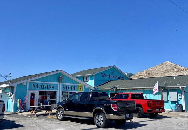 21446 Gulf, Galveston, TX 77554