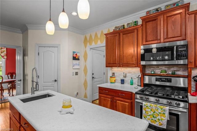 6314 Chesney Way, Whitsett, NC 27377