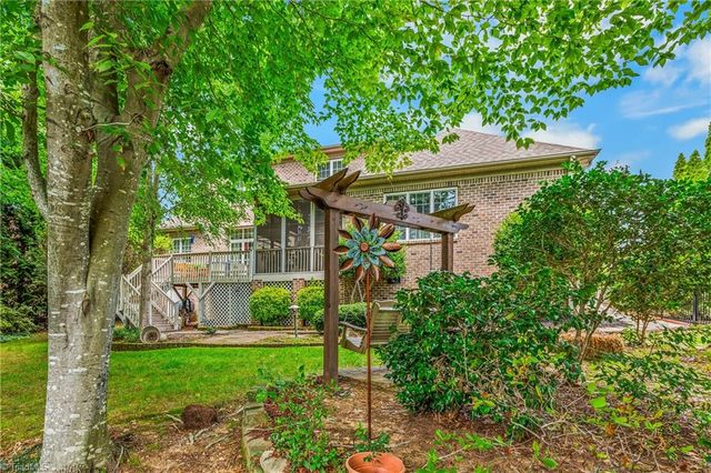 6314 Chesney Way, Whitsett, NC 27377