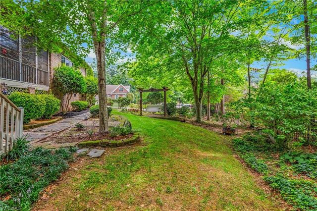 6314 Chesney Way, Whitsett, NC 27377