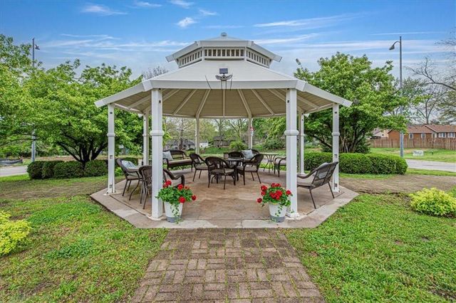 5824 Hunter Court, Raytown, MO 64133