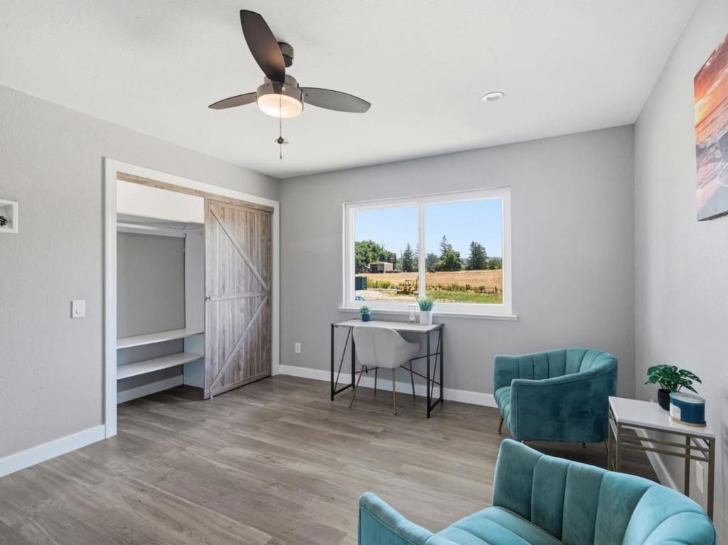 Image 26 of property listing at 73 Aloha Court, Petaluma, CA 94952