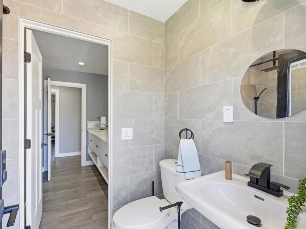 Image 33 of property listing at 73 Aloha Court, Petaluma, CA 94952