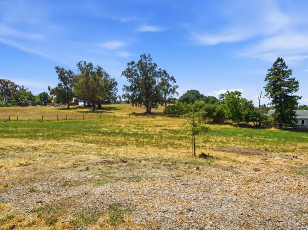 Image 74 of property listing at 73 Aloha Court, Petaluma, CA 94952