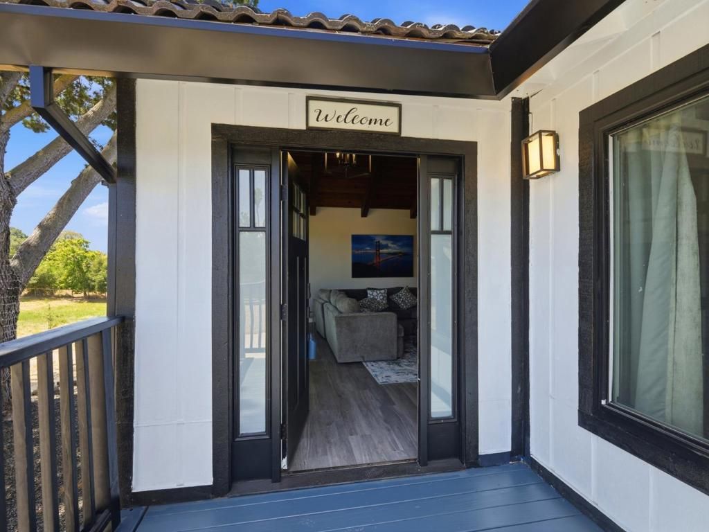 Image 83 of property listing at 73 Aloha Court, Petaluma, CA 94952