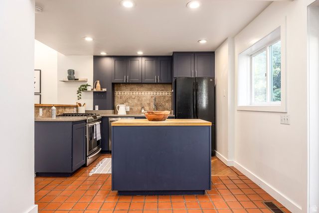1234 E EMERSON AVE, Salt Lake City, UT 84105
