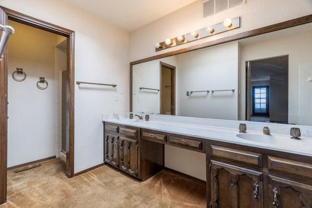 6329 Antares Road NE, Albuquerque, NM 87111