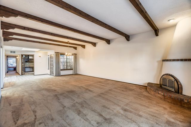 6329 Antares Road NE, Albuquerque, NM 87111