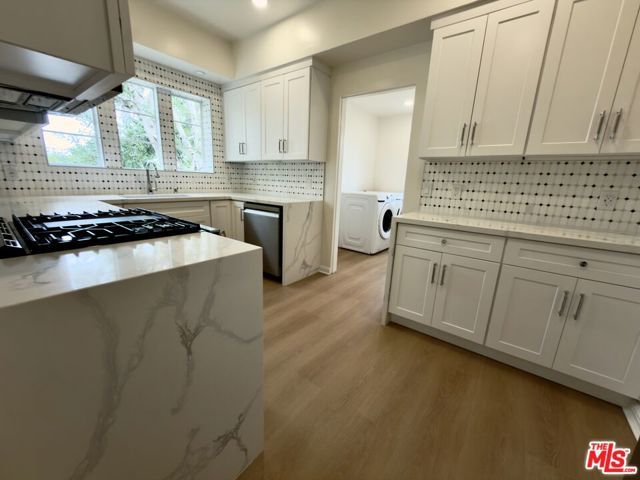 378 S La Jolla Avenue, Los Angeles, CA 90048