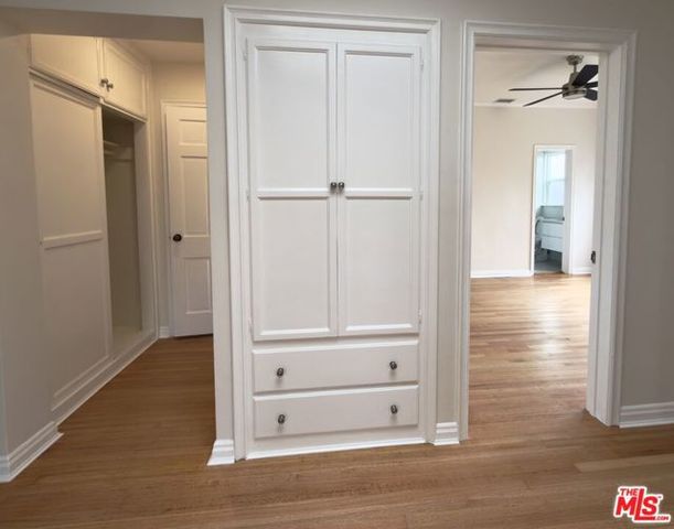 378 S La Jolla Avenue, Los Angeles, CA 90048