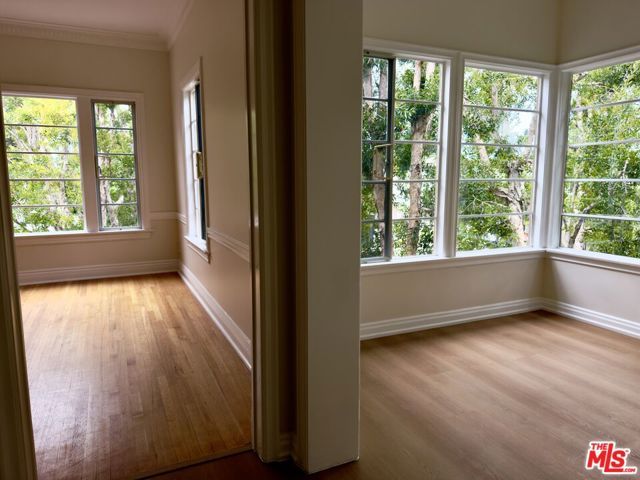 378 S La Jolla Avenue, Los Angeles, CA 90048