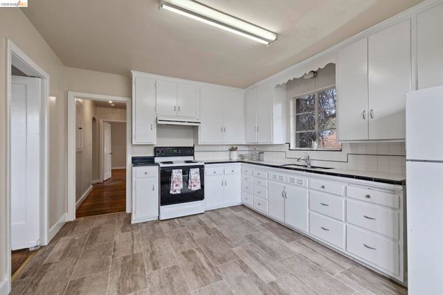 299 Summit Ave, Sonora, CA 95370