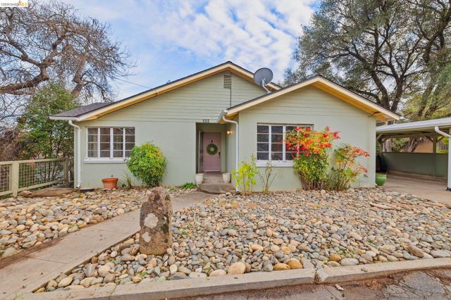 299 Summit Ave, Sonora, CA 95370