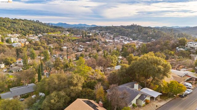 299 Summit Ave, Sonora, CA 95370