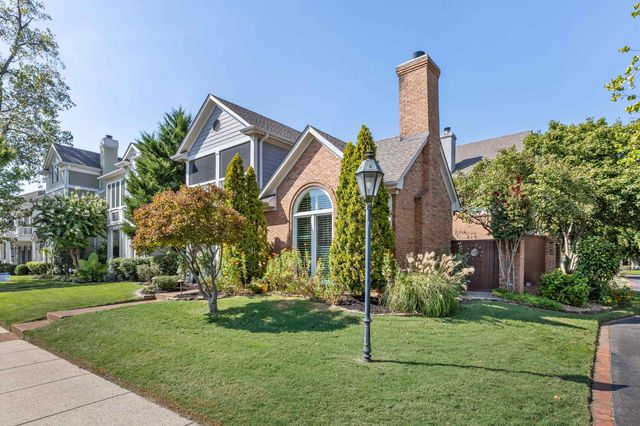 82 ISLAND PL, Memphis, TN 38103