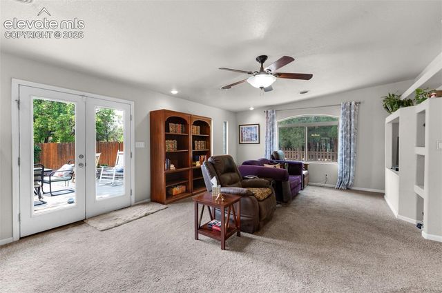 2935 Country Club Drive, Pueblo, CO 81008