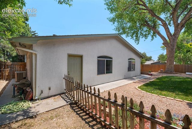 2935 Country Club Drive, Pueblo, CO 81008