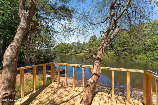17 La Quinta Loop, Pinehurst, NC 28374