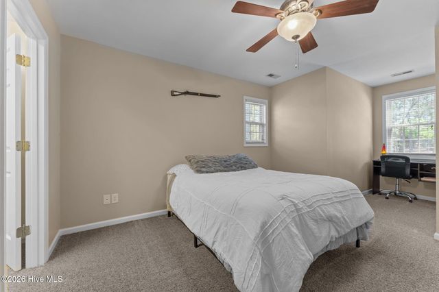 17 La Quinta Loop, Pinehurst, NC 28374