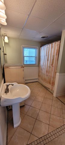 424 1st Street NE, Minot, ND 58703