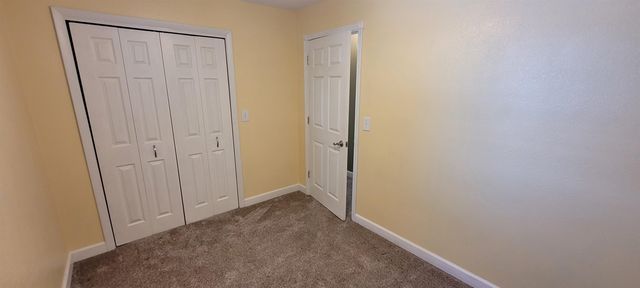 424 1st Street NE, Minot, ND 58703