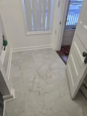 424 1st Street NE, Minot, ND 58703