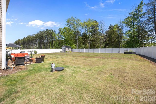 385 Olivia Court, Lexington, NC 27292