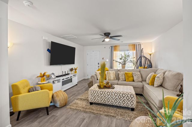 385 Olivia Court, Lexington, NC 27292